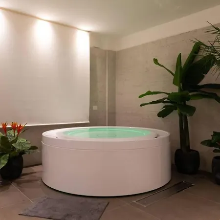 Cefalu Luxury Appartament Jacuzzi Exterior photo